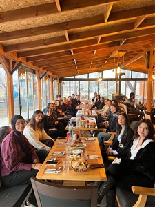 Diş Hekimliği Fakültesi Öğrenci ve Öğretim Üyelerinin Katılımıyla Atlantia At Çiftliği’nde İftar Programı Düzenlendi
